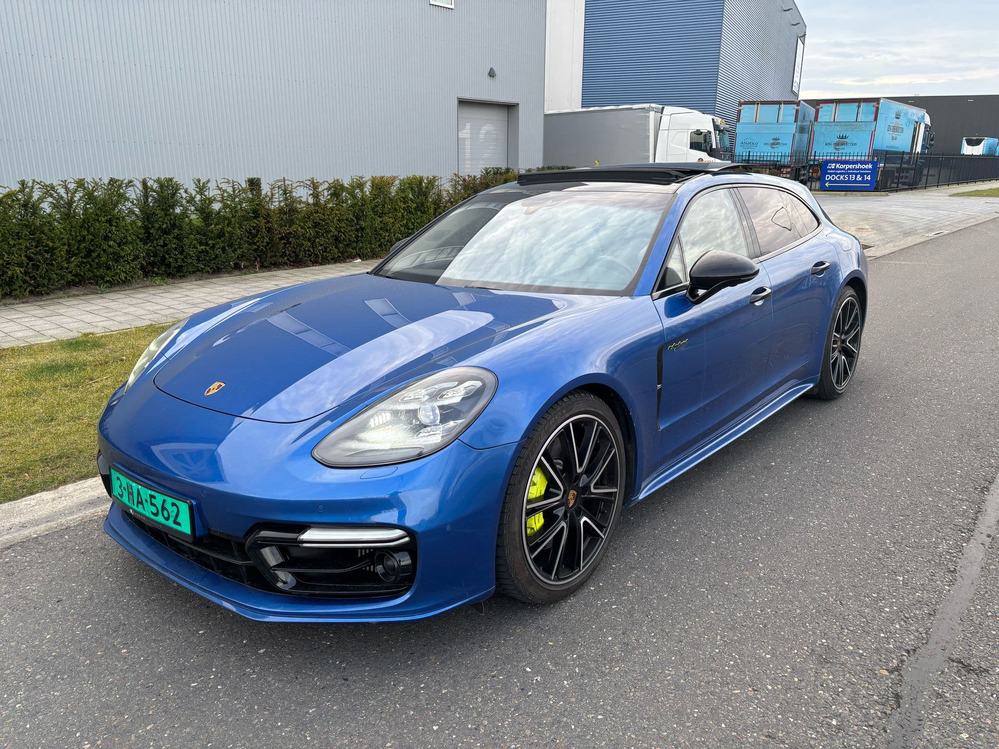 Porsche Panamera 4S E-Hybrid