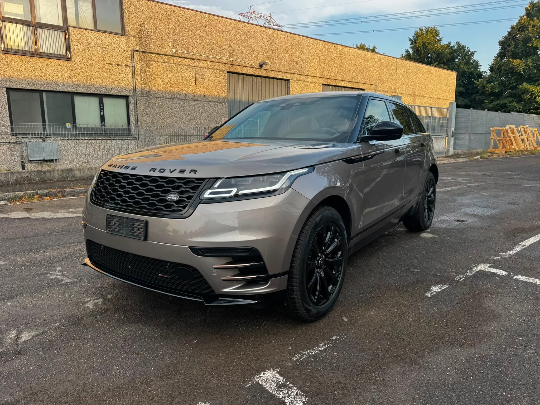 Range Rover Velar uit Italië